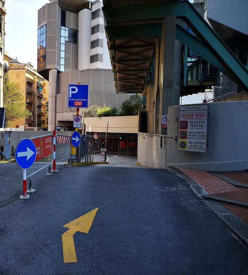 Suite Lambruschini Central With Top City View - Free Covered Parking Genova Appartamento