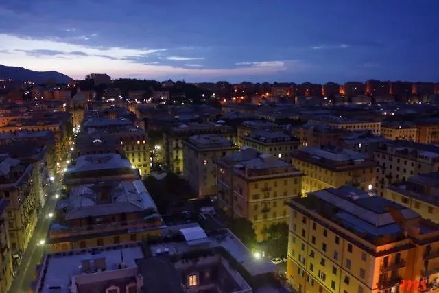 Suite Lambruschini Central With Top City View - Free Covered Parking Genova Italia