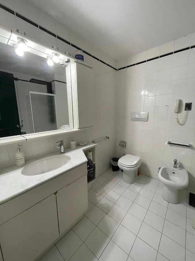 Appartamento Suite Lambruschini Central With Top City View - Free Covered Parking Genova Italia